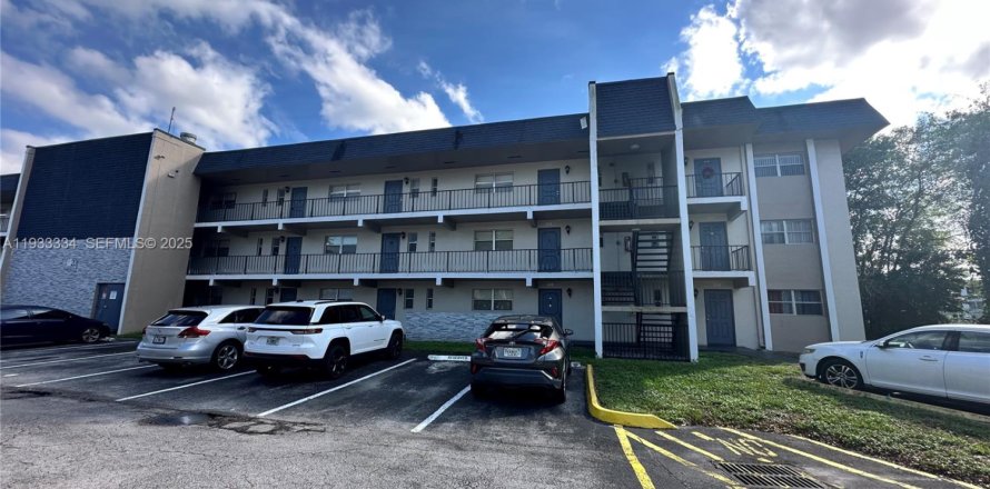 Condo à Tamarac, Floride, 1 chambre  № 1991230