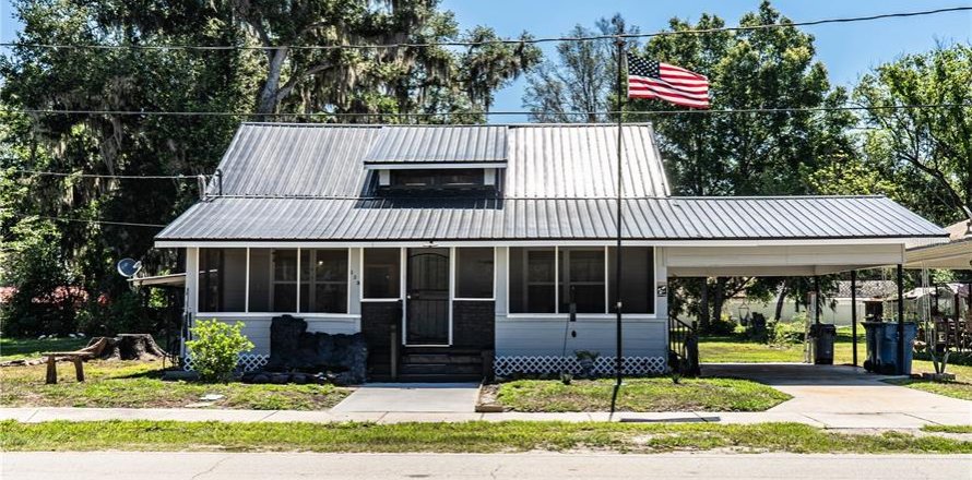 House in Fort Meade, Florida 3 bedrooms, 117.43 sq.m. № 2104864