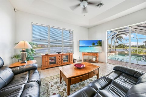 House in Punta Gorda, Florida 3 bedrooms, 211.54 sq.m. № 1567766 - photo 28