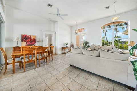 House in Punta Gorda, Florida 3 bedrooms, 211.54 sq.m. № 1567766 - photo 22