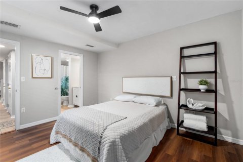 Condominio en alquiler en Gainesville, Florida, 2 dormitorios, 121.42 m2 № 1901795 - foto 20