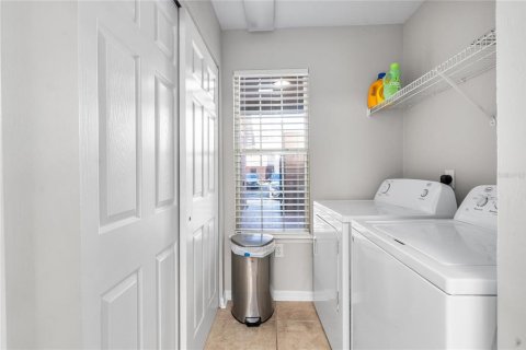 Condominio en alquiler en Gainesville, Florida, 2 dormitorios, 121.42 m2 № 1901795 - foto 29