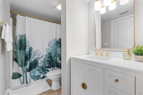 Condominio en alquiler en Gainesville, Florida, 2 dormitorios, 121.42 m2 № 1901795 - foto 18