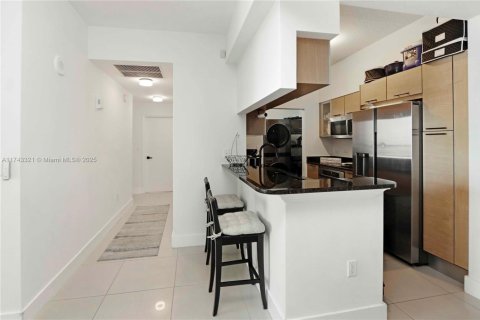 Купить кондоминиум в Майами, Флорида 2 спальни, 124.02м2, № 1491448 - фото 26