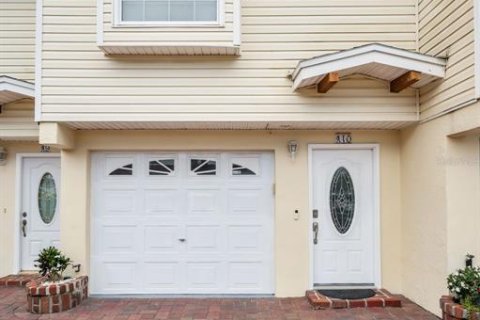 Townhouse in Indian Shores, Florida 3 bedrooms, 138.24 sq.m. № 1900449 - photo 26