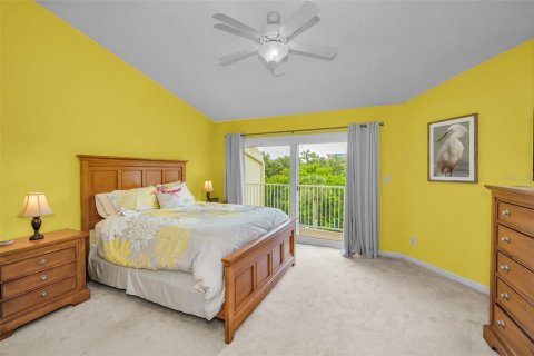 Townhouse in Indian Shores, Florida 3 bedrooms, 138.24 sq.m. № 1900449 - photo 23