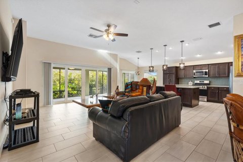 Villa ou maison à vendre à The Villages, Floride: 3 chambres, 178.19 m2 № 2316608 - photo 7