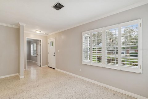 Casa en venta en Temple Terrace, Florida, 4 dormitorios, 202.16 m2 № 2129951 - foto 3