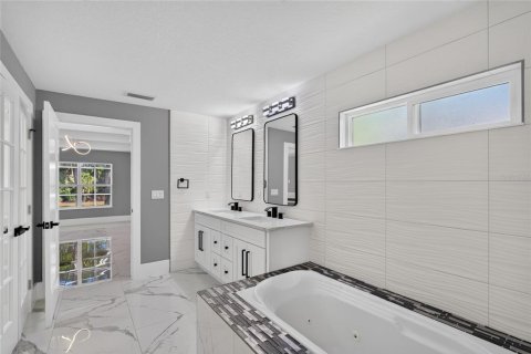 Villa ou maison à vendre à Palm Coast, Floride: 3 chambres, 233.28 m2 № 2399331 - photo 30