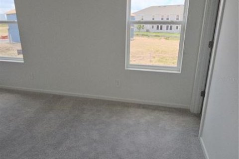 Townhouse in Davenport, Florida 3 bedrooms, 128.02 sq.m. № 2213591 - photo 23