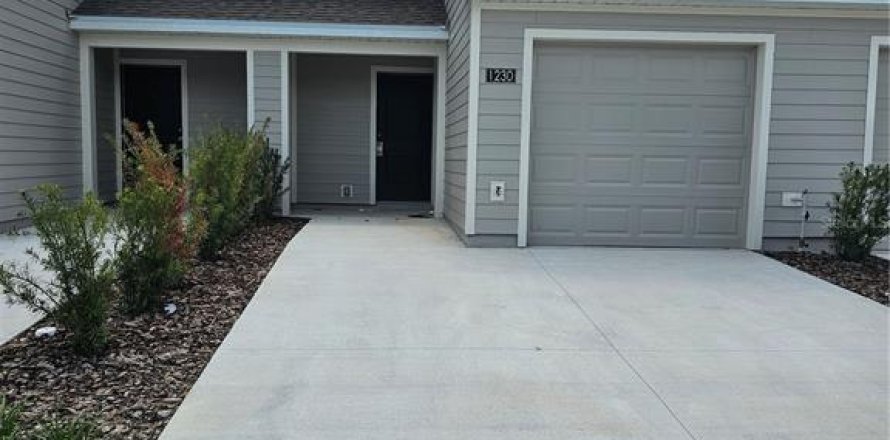 Townhouse in Davenport, Florida 3 bedrooms, 128.02 sq.m. № 2213591