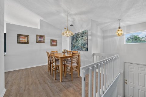 Condo in Crystal River, Florida, 3 bedrooms № 2203483 - photo 8