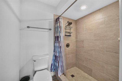 Condo in Crystal River, Florida, 3 bedrooms № 2203483 - photo 25