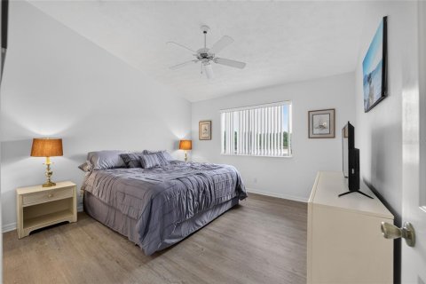 Condo in Crystal River, Florida, 3 bedrooms № 2203483 - photo 22