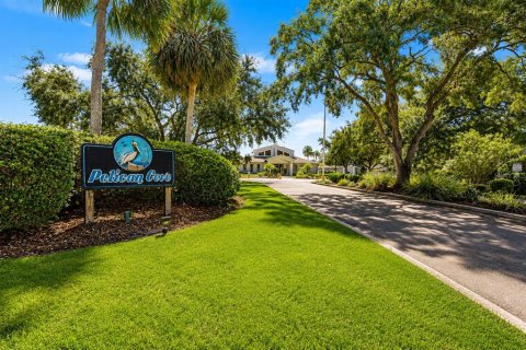 Condo in Crystal River, Florida, 3 bedrooms № 2203483 - photo 7