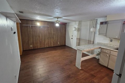 Снять в аренду квартиру в Зеферхиллс-Норт, Флорида 2 комнаты, 159.79м2, № 2216028 - фото 7