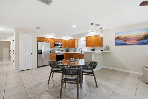 Casa en venta en Clearwater, Florida, 3 dormitorios, 124.3 m2 № 2420017 - foto 6