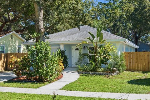 Casa en Clearwater, Florida 3 dormitorios, 124.3 m2 № 2420017