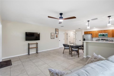 Casa en venta en Clearwater, Florida, 3 dormitorios, 124.3 m2 № 2420017 - foto 5