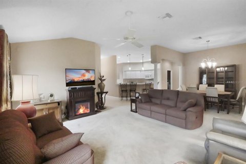 Casa en venta en The Villages, Florida, 3 dormitorios, 179.02 m2 № 1898963 - foto 19