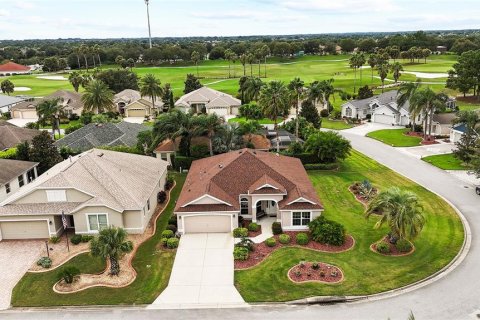 Casa en venta en The Villages, Florida, 3 dormitorios, 179.02 m2 № 1898963 - foto 1