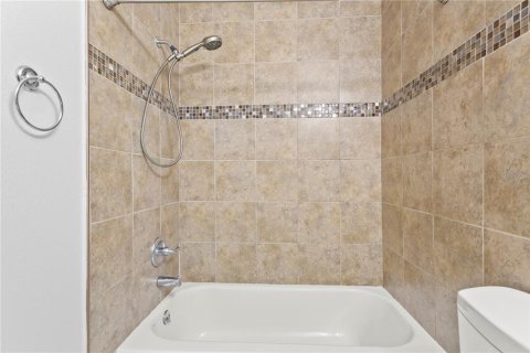 Copropriété à vendre à Orlando, Floride: 3 chambres, 119.47 m2 № 1737105 - photo 23