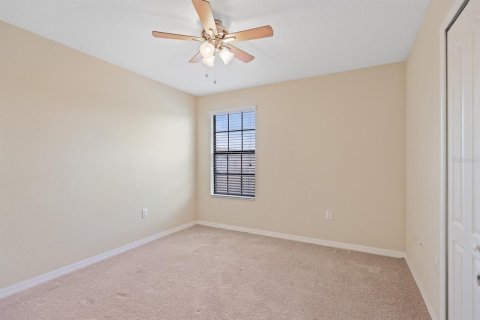 Villa ou maison à louer à Brandon, Floride: 4 chambres, 195.93 m2 № 2405468 - photo 30