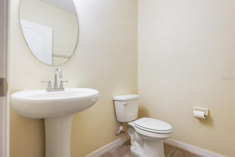 Villa ou maison à louer à Brandon, Floride: 4 chambres, 195.93 m2 № 2405468 - photo 19