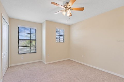 Villa ou maison à louer à Brandon, Floride: 4 chambres, 195.93 m2 № 2405468 - photo 28