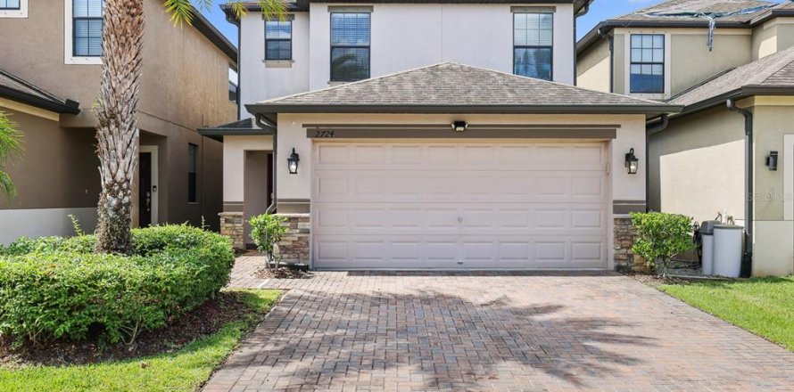 Villa ou maison à Brandon, Floride 4 chambres, 195.93 m2 № 2405468