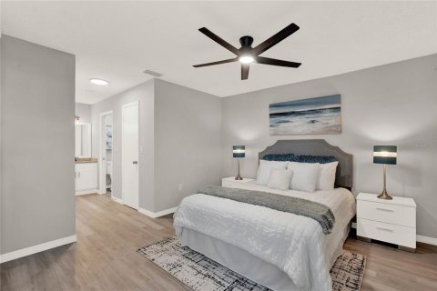 Condo in Kissimmee, Florida, 2 bedrooms  № 1873125 - photo 11
