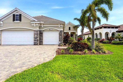 House in Bradenton, Florida 3 bedrooms, 209.96 sq.m. № 2239110 - photo 4