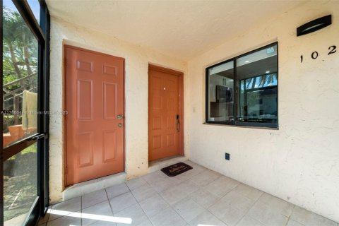 Condo in Weston, Florida, 2 bedrooms  № 1867533 - photo 2