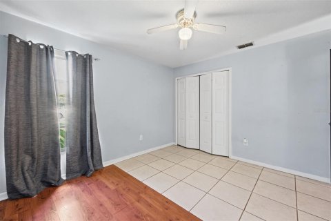 Villa ou maison à vendre à Deltona, Floride: 3 chambres, 120.59 m2 № 2419335 - photo 12