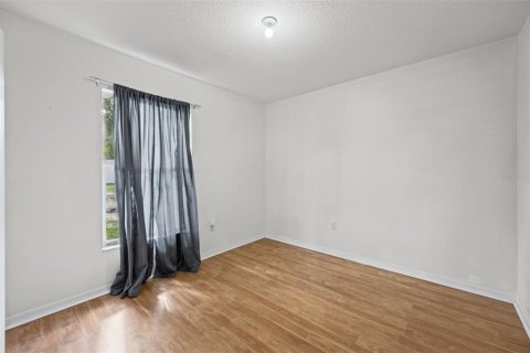 Villa ou maison à vendre à Deltona, Floride: 3 chambres, 120.59 m2 № 2419335 - photo 17