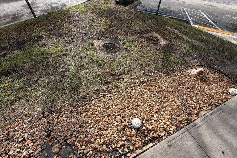 Propiedad comercial en venta en Cooper City, Florida № 2090286 - foto 26
