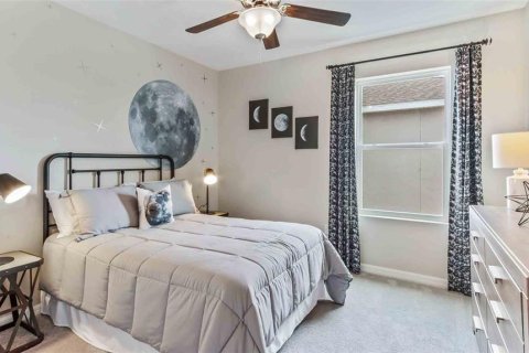 Casa en venta en Zephyrhills, Florida, 5 dormitorios, 227.89 m2 № 1885417 - foto 13