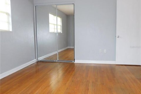 Villa ou maison à louer à Gainesville, Floride: 3 chambres, 95.88 m2 № 2148875 - photo 13