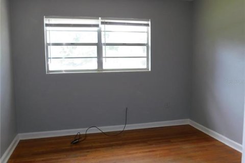 Villa ou maison à louer à Gainesville, Floride: 3 chambres, 95.88 m2 № 2148875 - photo 8