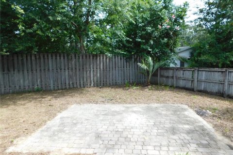 Villa ou maison à louer à Gainesville, Floride: 3 chambres, 95.88 m2 № 2148875 - photo 22