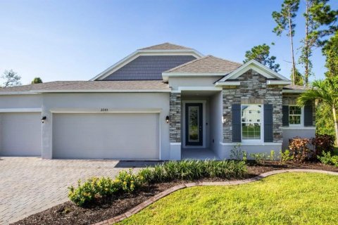 House in Spring Hill, Florida 3 bedrooms, 184.69 sq.m. № 2220010