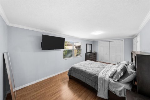 Casa en venta en Tampa, Florida, 3 dormitorios, 104.52 m2 № 2322537 - foto 23