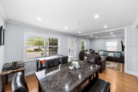 Casa en venta en Tampa, Florida, 3 dormitorios, 104.52 m2 № 2322537 - foto 11