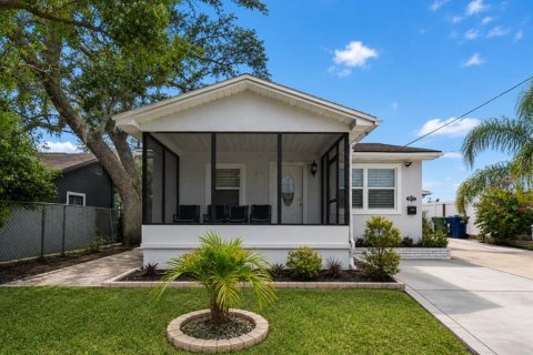 Casa en Tampa, Florida 3 dormitorios, 104.52 m2 № 2322537
