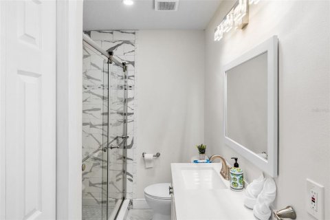 Casa en venta en Tampa, Florida, 3 dormitorios, 104.52 m2 № 2322537 - foto 29