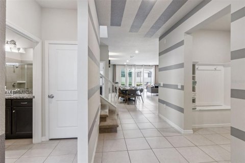 Villa ou maison à vendre à Davenport, Floride: 10 chambres, 408.68 m2 № 2143191 - photo 4