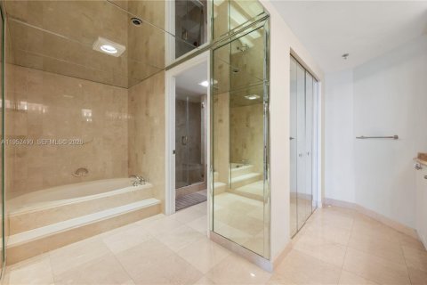 Купить кондоминиум в Ки-Бискейн, Флорида 2 спальни, 206.24м2, № 2007825 - фото 16