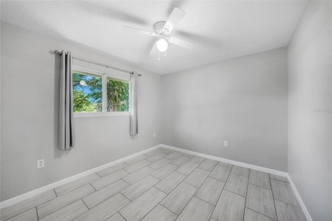 Casa en venta en Port Charlotte, Florida, 3 dormitorios, 102.19 m2 № 1902890 - foto 13