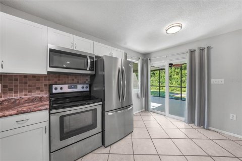 Casa en venta en Port Charlotte, Florida, 3 dormitorios, 102.19 m2 № 1902890 - foto 4