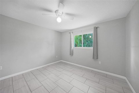 Casa en venta en Port Charlotte, Florida, 3 dormitorios, 102.19 m2 № 1902890 - foto 12
